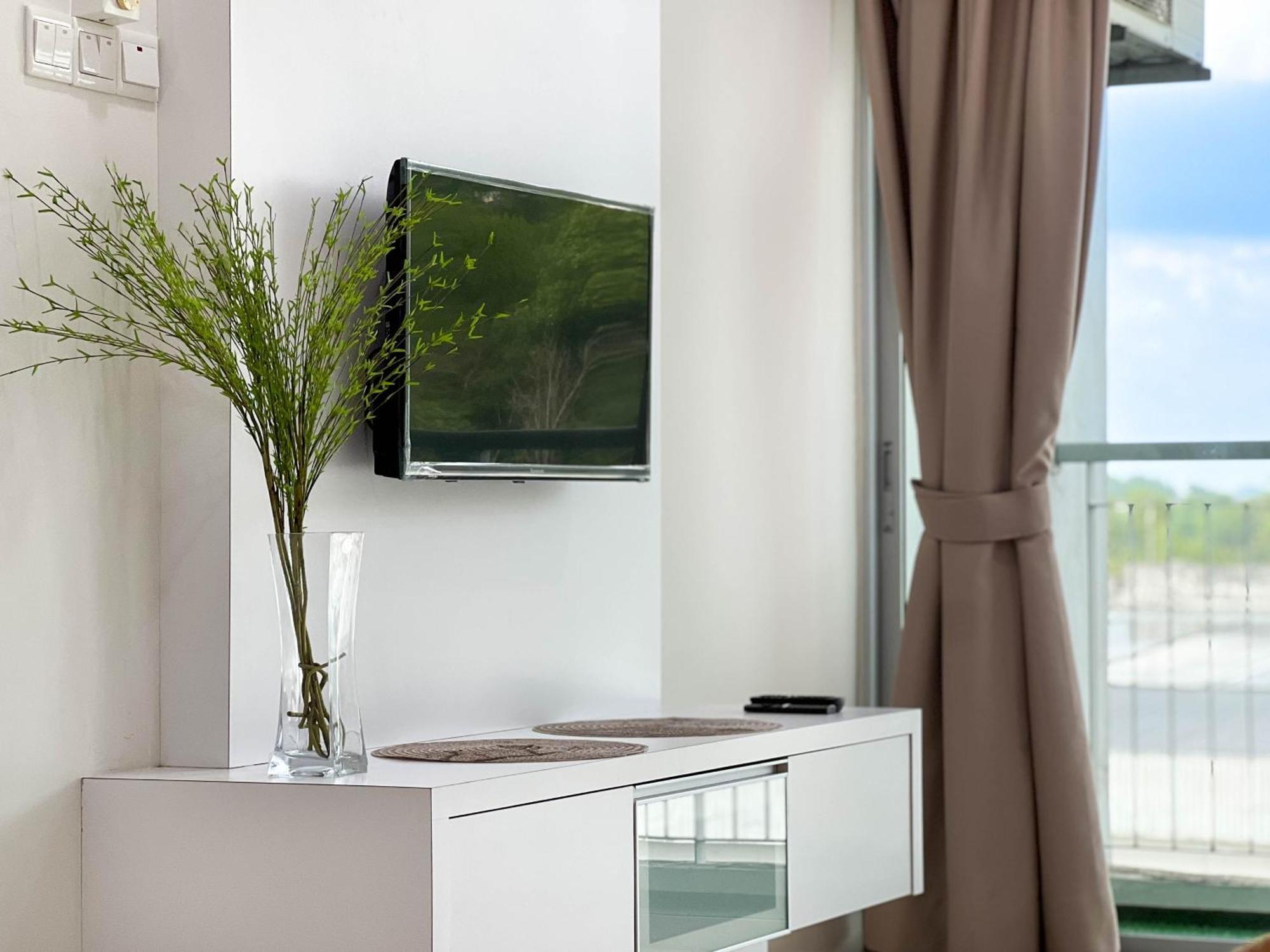 Modern Muji Home Retreat Near Taiping Lake Garden With Free Netflix Exterior foto